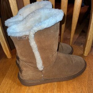 Minnetonka Brown Suede Footwear Boots Winter 8